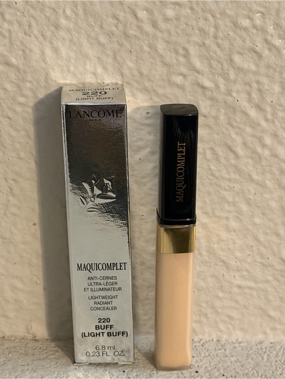 Maquicomplet Lightweight Concealer - 220 BUFF (Light Buff) - Picture 2 of 3